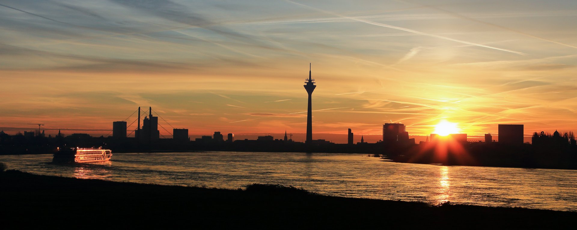 Mini-Kreuzfahrt Rheinlaune im Rheinland 2026